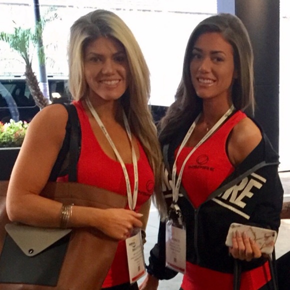 🦄 - Picture 4 of 8